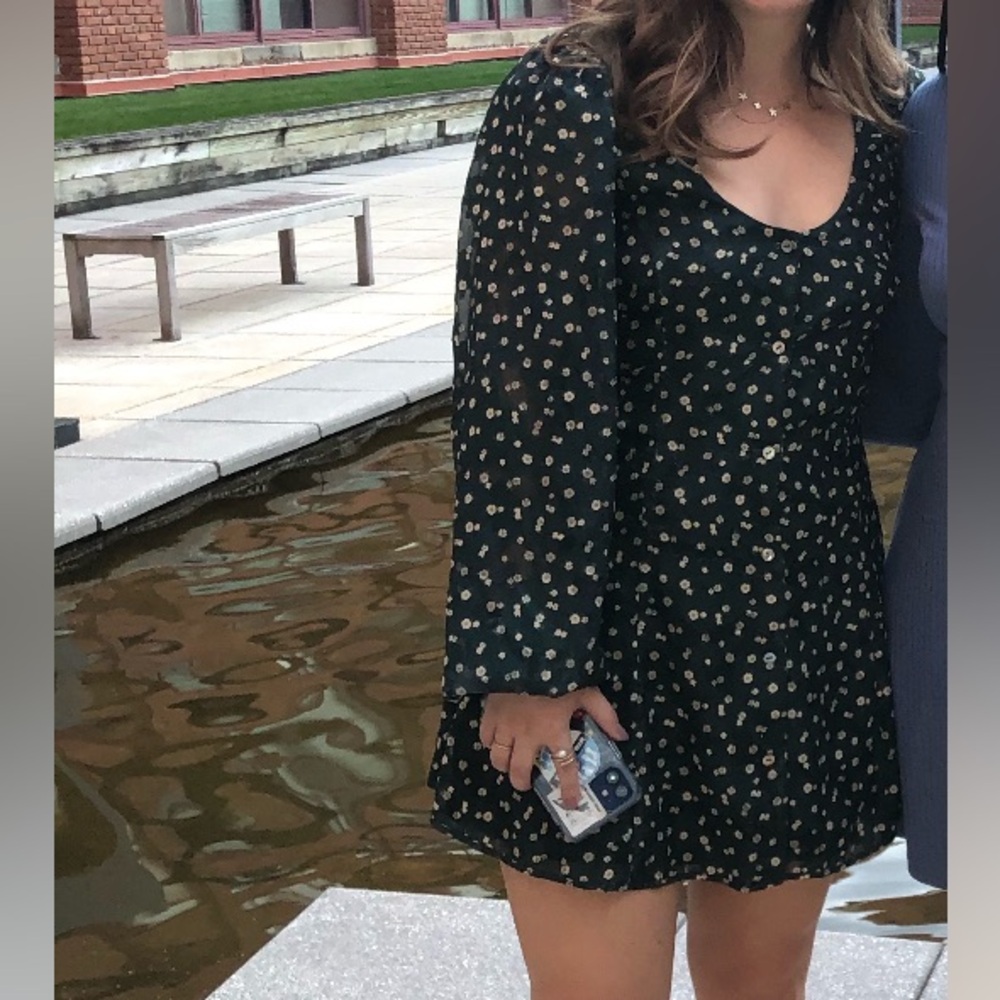 Tularosa Button Down Long Sleeve Floral Green Dress
